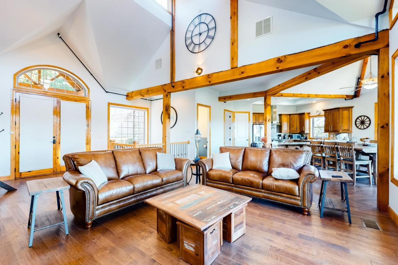 Treetop View Sanctuary 브랜슨 외부 사진